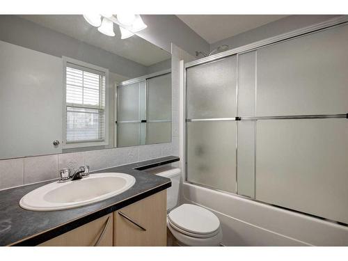 5 Prestwick Mount Se, Calgary, AB - Indoor Photo Showing Bathroom