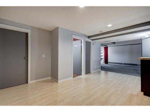 5 Prestwick Mount Se, Calgary, AB - Indoor Photo Showing Other Room