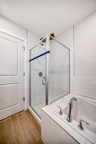 359 Sora Boulevard Se, Calgary, AB - Indoor Photo Showing Bathroom