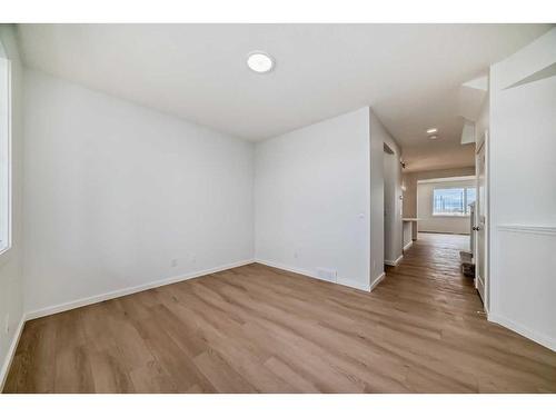 359 Sora Boulevard Se, Calgary, AB - Indoor Photo Showing Other Room