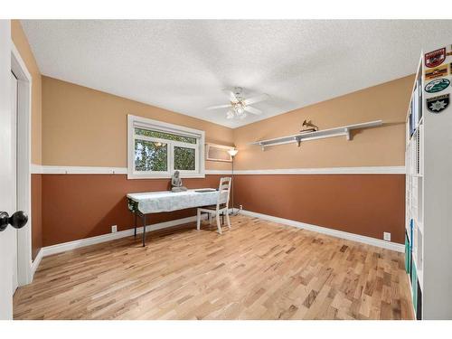 43 Woodford Court Sw, Calgary, AB - Indoor Photo Showing Other Room