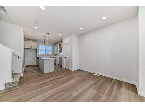 371 Sora Boulevard Se, Calgary, AB - Indoor