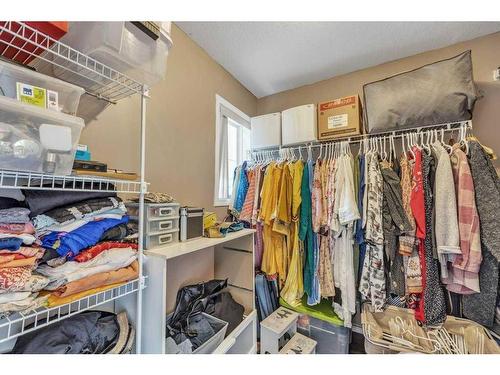 283 Coville Close Ne, Calgary, AB - Indoor Photo Showing Bedroom