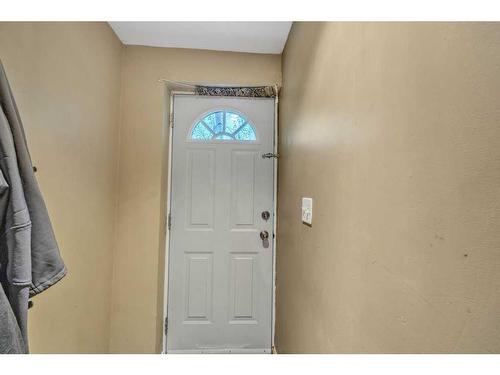 283 Coville Close Ne, Calgary, AB - Indoor Photo Showing Bedroom