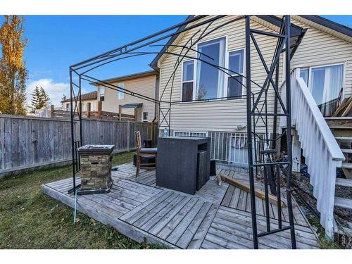 283 Coville Close Ne, Calgary, AB - Outdoor