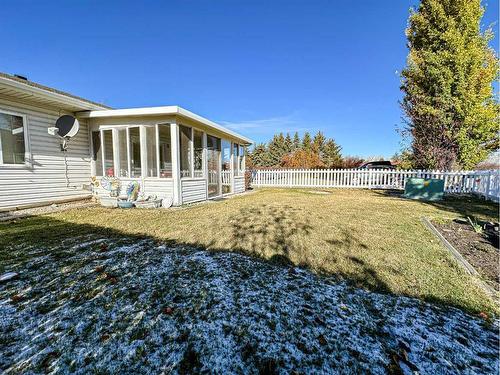 5601 Sunrise Crescent, Olds, AB - Outdoor