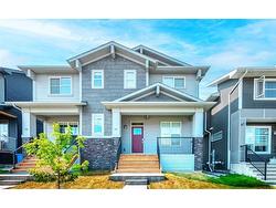 77 Herron Mews NE Calgary, AB T3P 1Y1