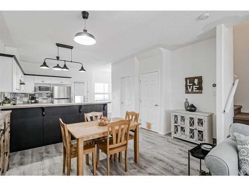 703-2001 Luxstone Boulevard Sw, Airdrie, AB - Indoor Photo Showing Dining Room