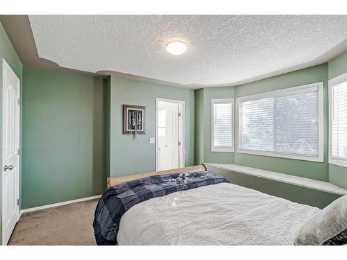 703-2001 Luxstone Boulevard Sw, Airdrie, AB - Indoor Photo Showing Bedroom