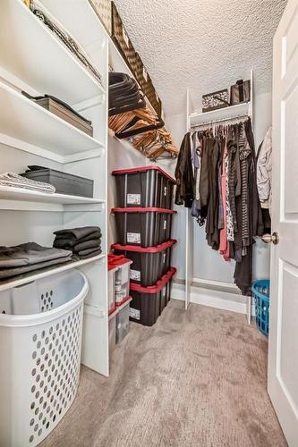 5519 Buckthorn Road Nw, Calgary, AB - Indoor With Storage