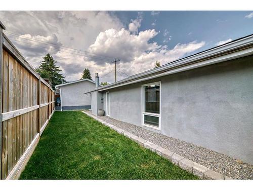 5519 Buckthorn Road Nw, Calgary, AB - Outdoor With Exterior