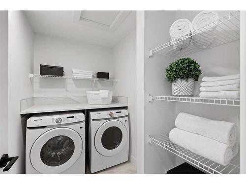 12 Belvedere Terrace Se, Calgary, AB - Indoor Photo Showing Laundry Room