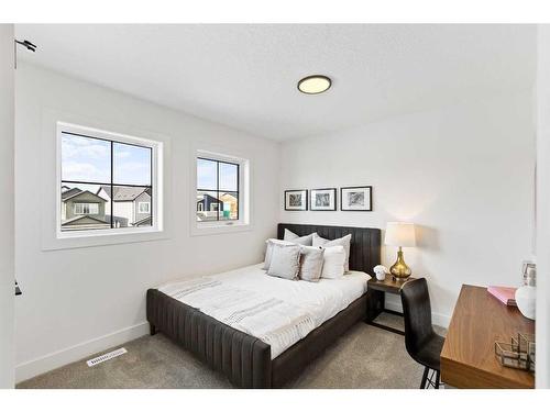 12 Belvedere Terrace Se, Calgary, AB - Indoor Photo Showing Bedroom