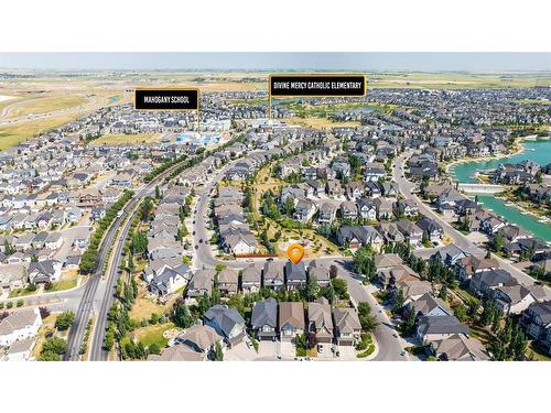 76 Mahogany Manor Se, Calgary, AB - Outdoor With View