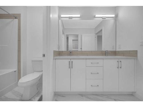 255 Baneberry Way, Airdrie, AB - Indoor Photo Showing Bathroom