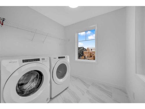 255 Baneberry Way, Airdrie, AB - Indoor Photo Showing Laundry Room