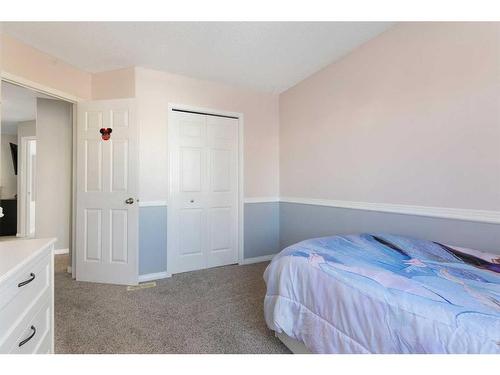 36 Tuscany Hills Close Nw, Calgary, AB - Indoor Photo Showing Bedroom