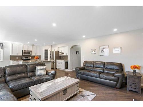 36 Tuscany Hills Close Nw, Calgary, AB - Indoor Photo Showing Living Room