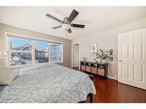 97 Everhollow Rise Sw, Calgary, AB - Indoor Photo Showing Bedroom