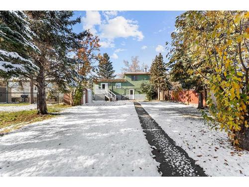 3108 39 Street Se, Calgary, AB - Outdoor