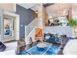 34 Aspen Hills Green SW Calgary, AB T3H 0R7