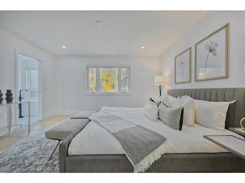 941 West Chestermere Drive, Chestermere, AB - Indoor Photo Showing Bedroom