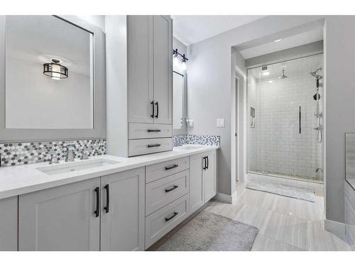 56 Legacy Bay Se, Calgary, AB - Indoor Photo Showing Bathroom