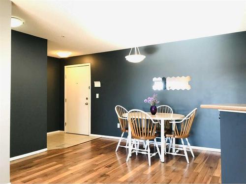 2318-60 Panatella Street Nw, Calgary, AB - Indoor Photo Showing Dining Room