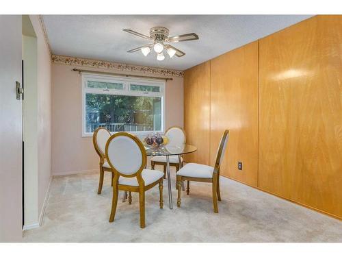 16 Capri Avenue Nw, Calgary, AB - Indoor Photo Showing Dining Room