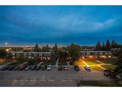 631-11620 Elbow Drive Sw, Calgary, AB - Outdoor With View