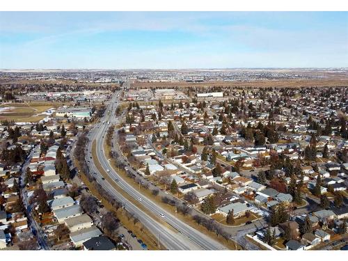 5607 Thorndale Place Nw, Calgary, AB - Outdoor With View