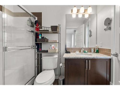 427 Covecreek Circle Ne, Calgary, AB - Indoor Photo Showing Bathroom