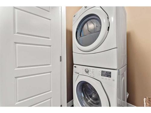 427 Covecreek Circle Ne, Calgary, AB - Indoor Photo Showing Laundry Room