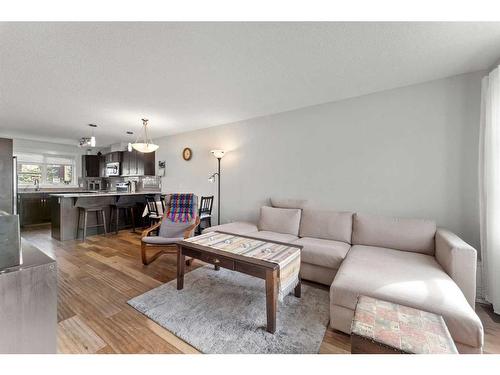 427 Covecreek Circle Ne, Calgary, AB - Indoor Photo Showing Living Room