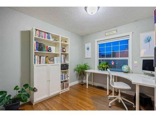 1131 Lake Bonavista Drive Se, Calgary, AB - Indoor Photo Showing Office