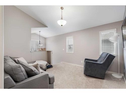 2587 Reunion Square Nw, Airdrie, AB - Indoor