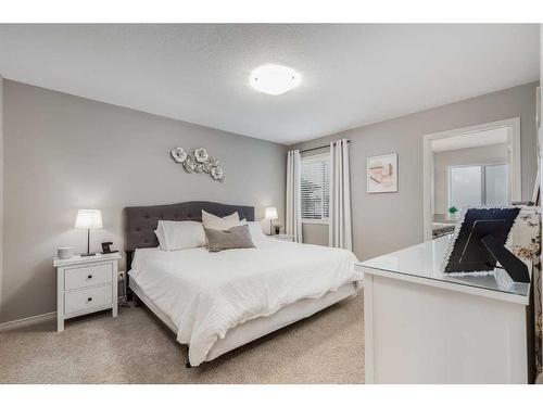 2587 Reunion Square Nw, Airdrie, AB - Indoor Photo Showing Bedroom