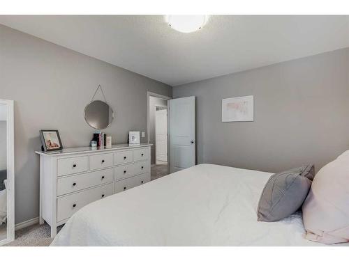 2587 Reunion Square Nw, Airdrie, AB - Indoor Photo Showing Bedroom