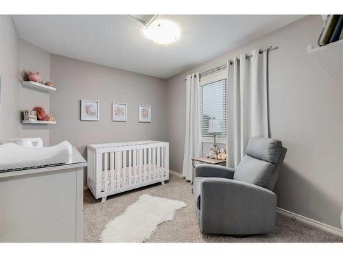 2587 Reunion Square Nw, Airdrie, AB - Indoor Photo Showing Bedroom