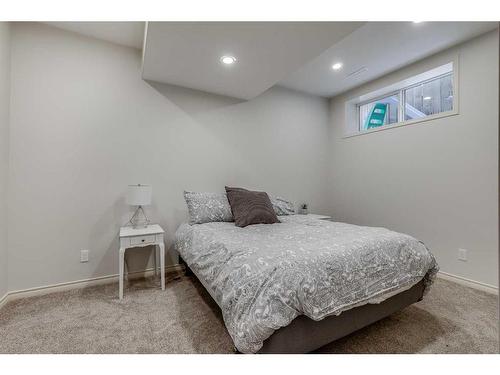 2587 Reunion Square Nw, Airdrie, AB - Indoor Photo Showing Bedroom