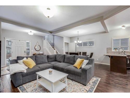 2587 Reunion Square Nw, Airdrie, AB - Indoor Photo Showing Living Room