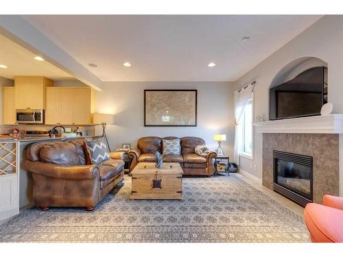 2808 30 Street Sw, Calgary, AB - Indoor Photo Showing Living Room With Fireplace