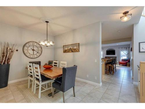 2808 30 Street Sw, Calgary, AB - Indoor Photo Showing Dining Room