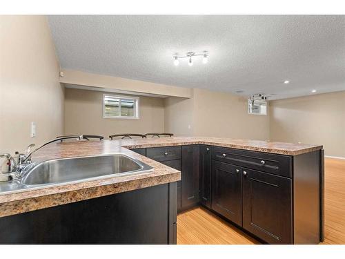 136 West Creek Circle, Chestermere, AB - Indoor Photo Showing Kitchen