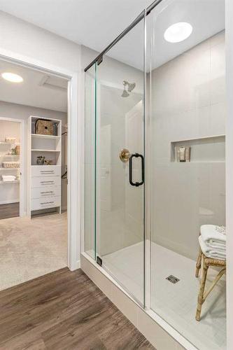 80 Magnolia Green Se, Calgary, AB - Indoor Photo Showing Bathroom