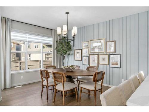 80 Magnolia Green Se, Calgary, AB - Indoor Photo Showing Dining Room