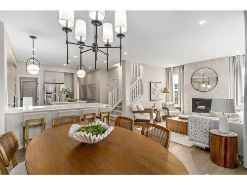 80 Magnolia Green Se, Calgary, AB - Indoor Photo Showing Dining Room