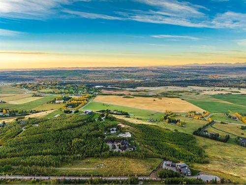 242253 Westbluff Road, Rural Rocky View County, AB 