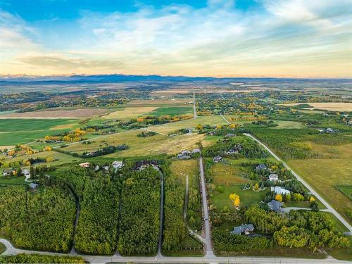 242253 Westbluff Road, Rural Rocky View County, AB 