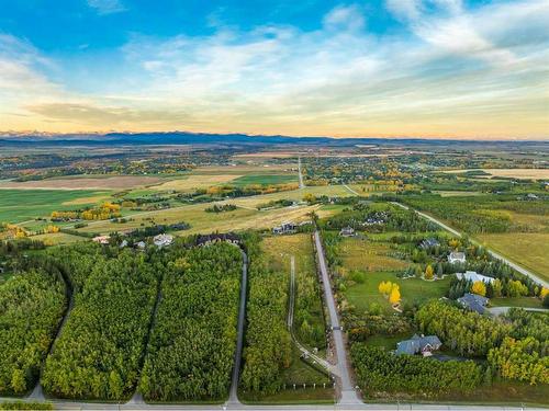 242253 Westbluff Road, Rural Rocky View County, AB 